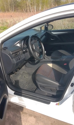 Toyota Avensis cena 58000 przebieg: 149000, rok produkcji 2016 z Warszawa małe 277